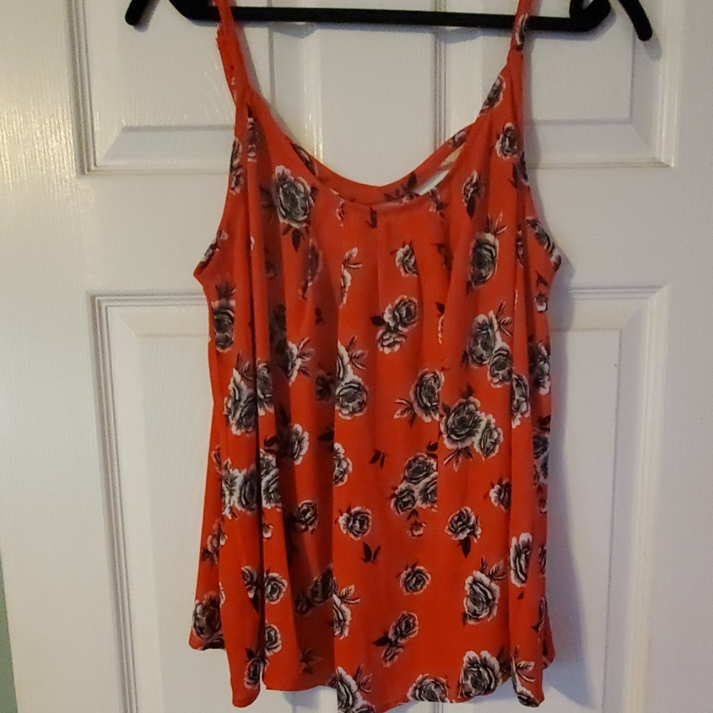 Red Torrid top